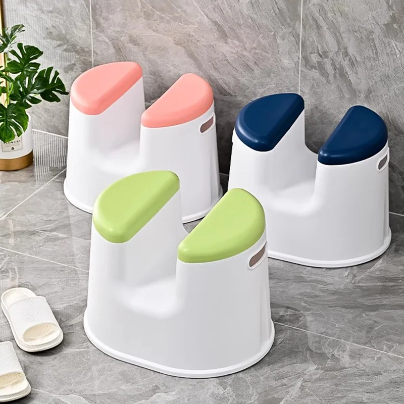 Sauna Small Bathroom Chair Cute Portable Hallway Plastic Foot Minder Camping Stool Low Disabled Nordic Cabeceros Home Furniture