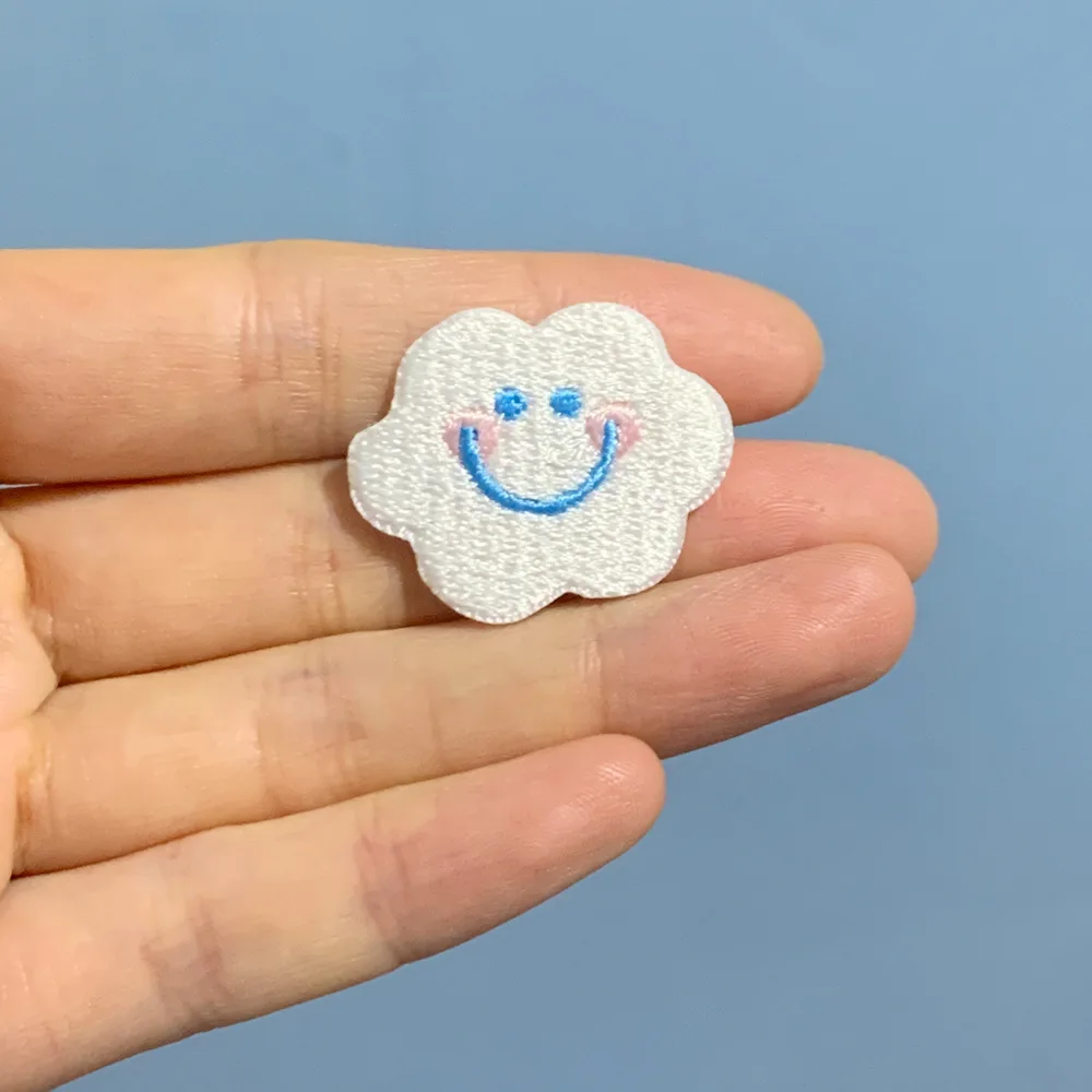 Rainbow Clouds Self-adhesive Embroidery Patch Applique On Jeans Scratch Patch Decorative Phone Case DIY Scrapbooking Sweing