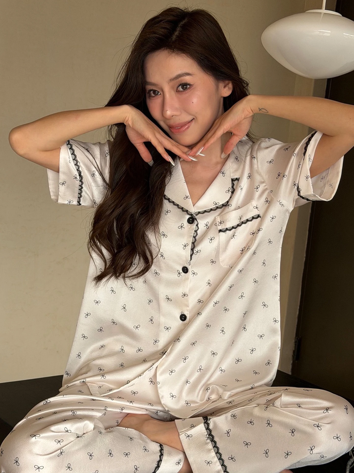 conjunto-de-pijama-de-seda-de-hielo-para-mujer-verano-manga-corta-pantalones-largos-saten-fino-ropa-de-casa-suave-transpirable-y-ligera