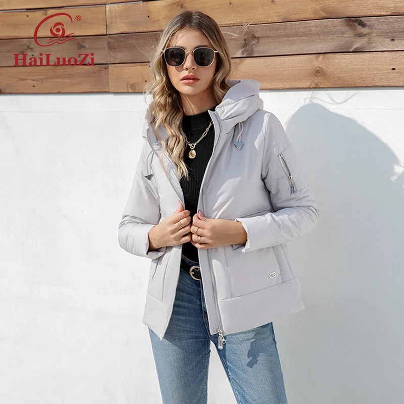 HaiLuoZi 2023 New Design Spring Autumn Women Jacket Classic Big Pocket Short Slim Female Outwear Hooded Zipper Women\'s Coat 3337