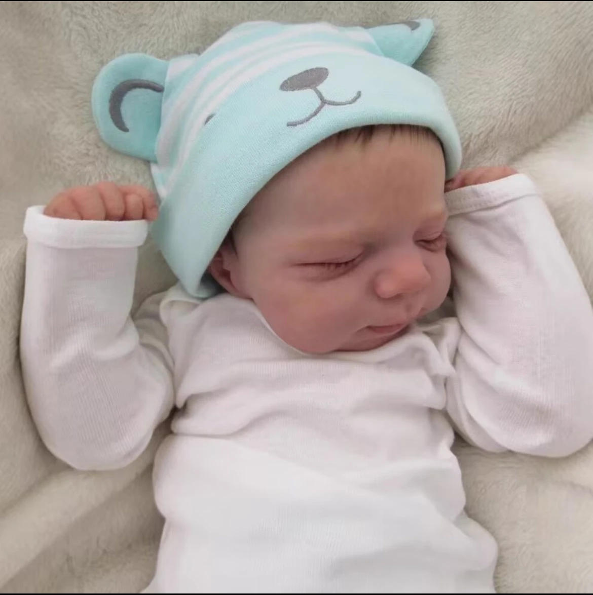Chapeau de ourson bleu clair de 18 pouces, poupée bébé Reborn, nouveau-né réaliste avec veines peintes à la main et corps doux, poupée Reborn à collectionner