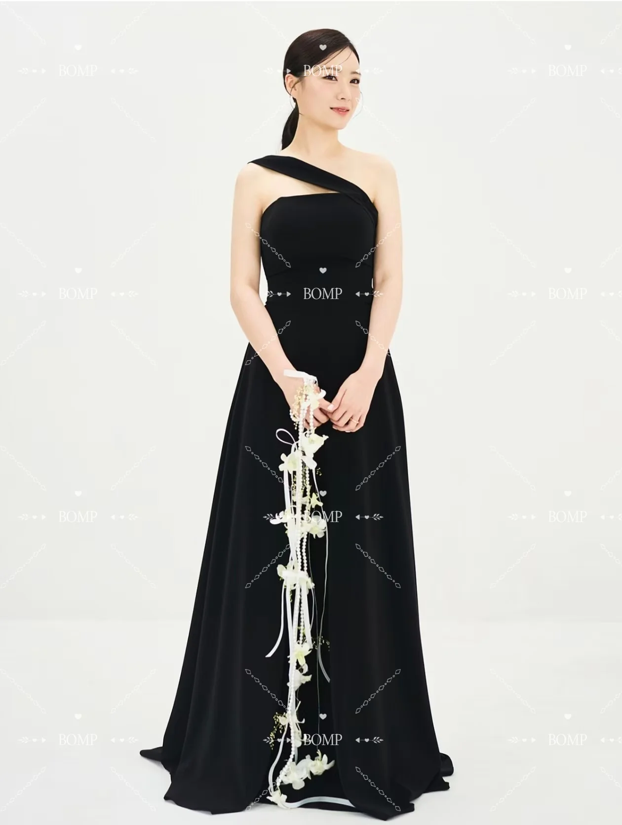 BOMP 카식 블랙 웨딩 파티 드레스 스트랩리스 A라인 새틴과 튤 이브닝 드레스 한국 사진 촬영 신부 드레스 맞춤 제작
