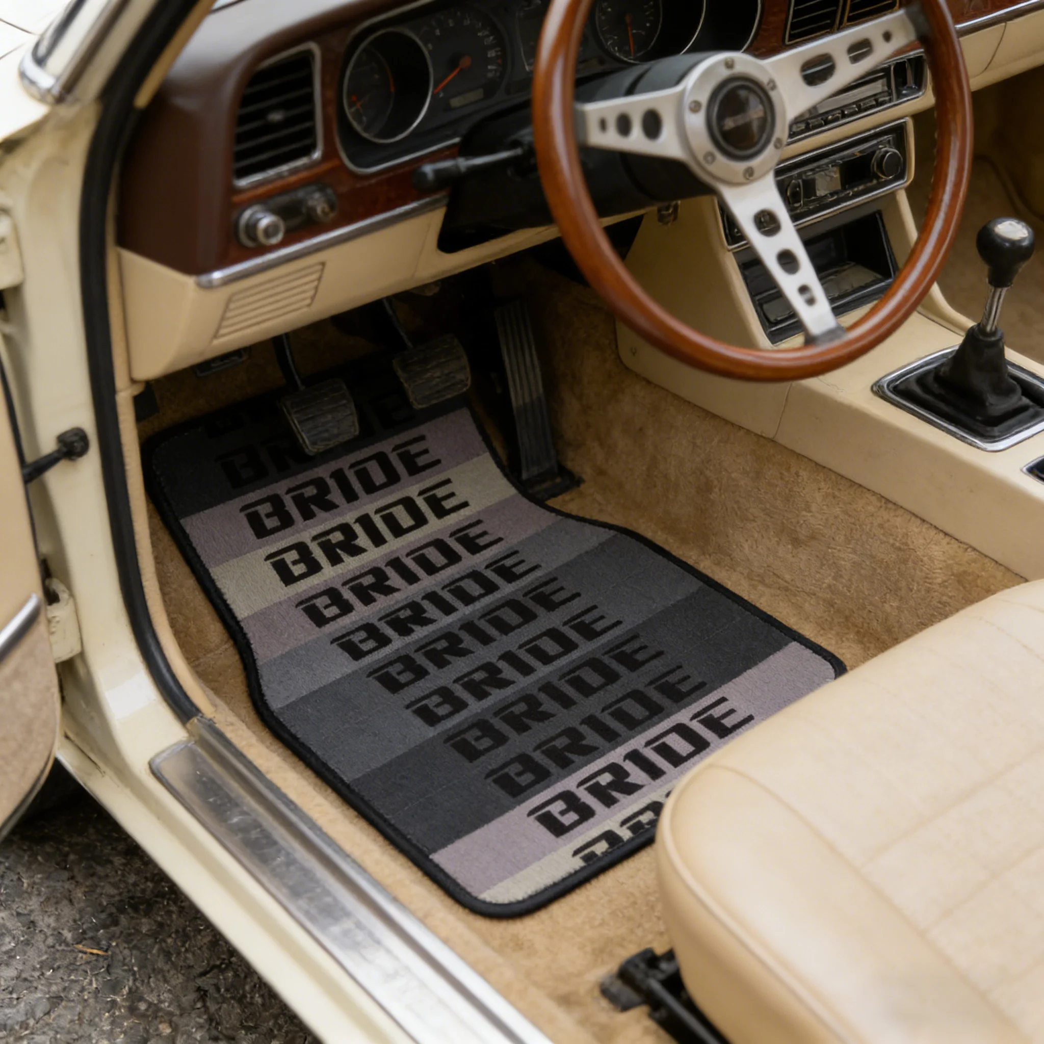 4Pcs Car Floor Mats with English Letter Patterns, Absorbent Non-Slip Durable Easy Clean Easy Install
