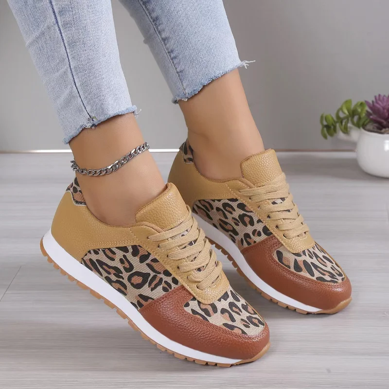 Zapatillas vulcanizadas de plataforma para mujer, zapatos planos informales con suela gruesa de leopardo, para caminar, talla grande 43, Otoño, 2023