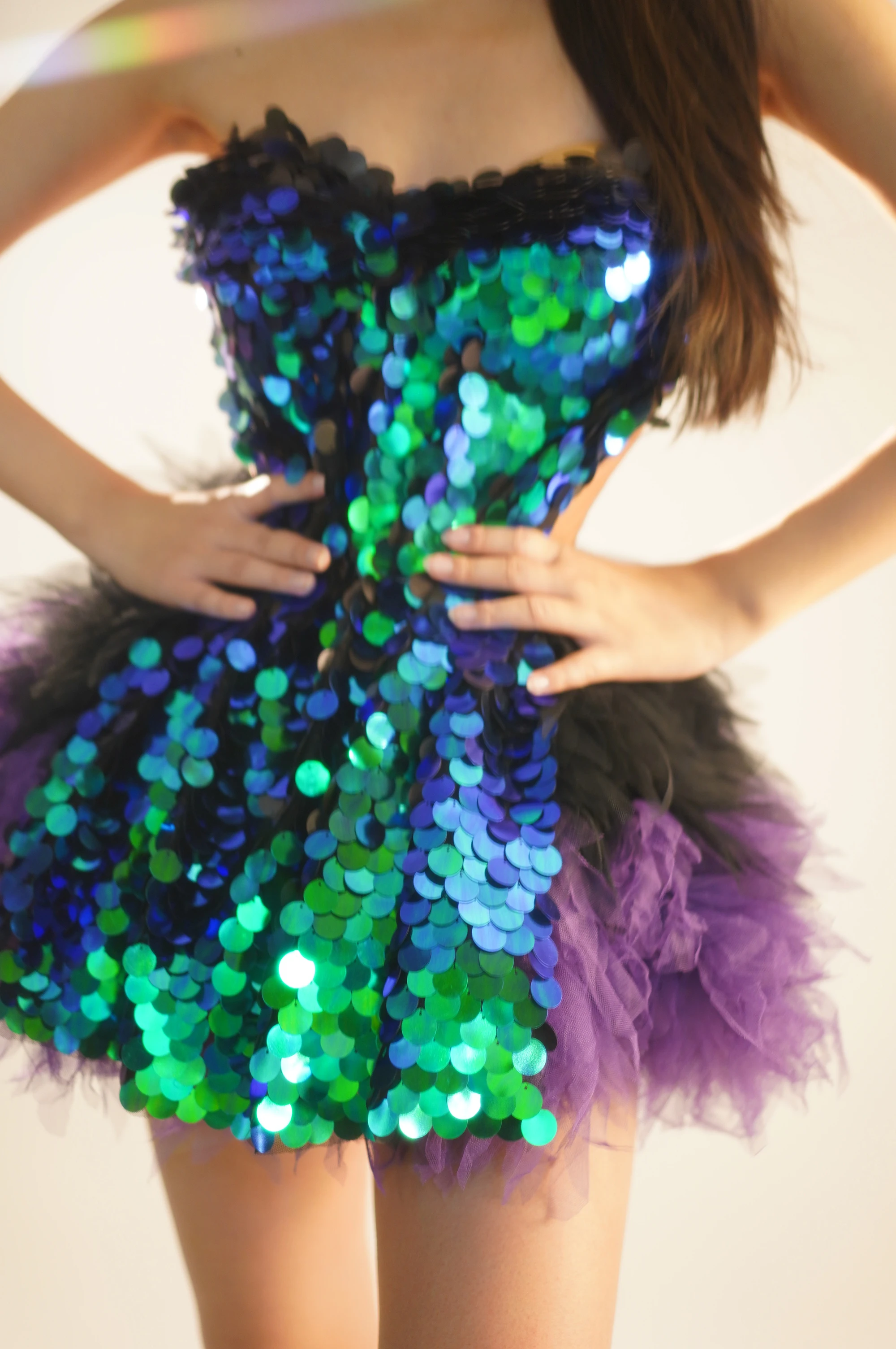 Glamorous Mini Party Dress Sequined feather strapless ClubStage Performance Outfit Evening Party Dress Dance Competition Costume