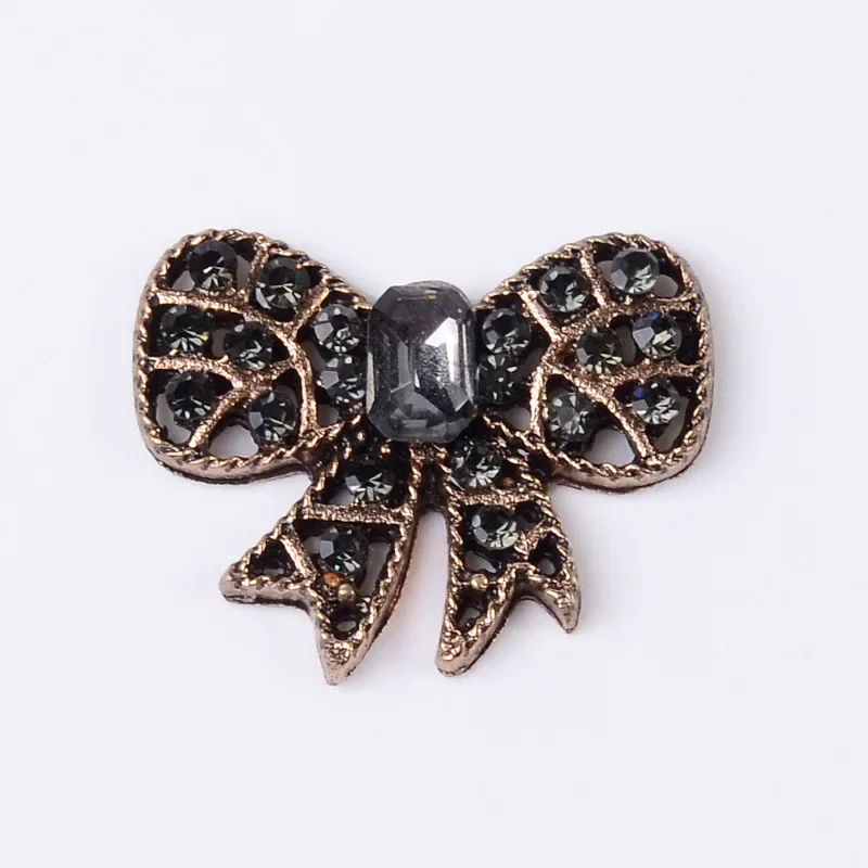 Xiaoxiangfeng retro alloy jewelry accessories bow four-leaf clover flower plate diamond-encrusted clothing hole shoes