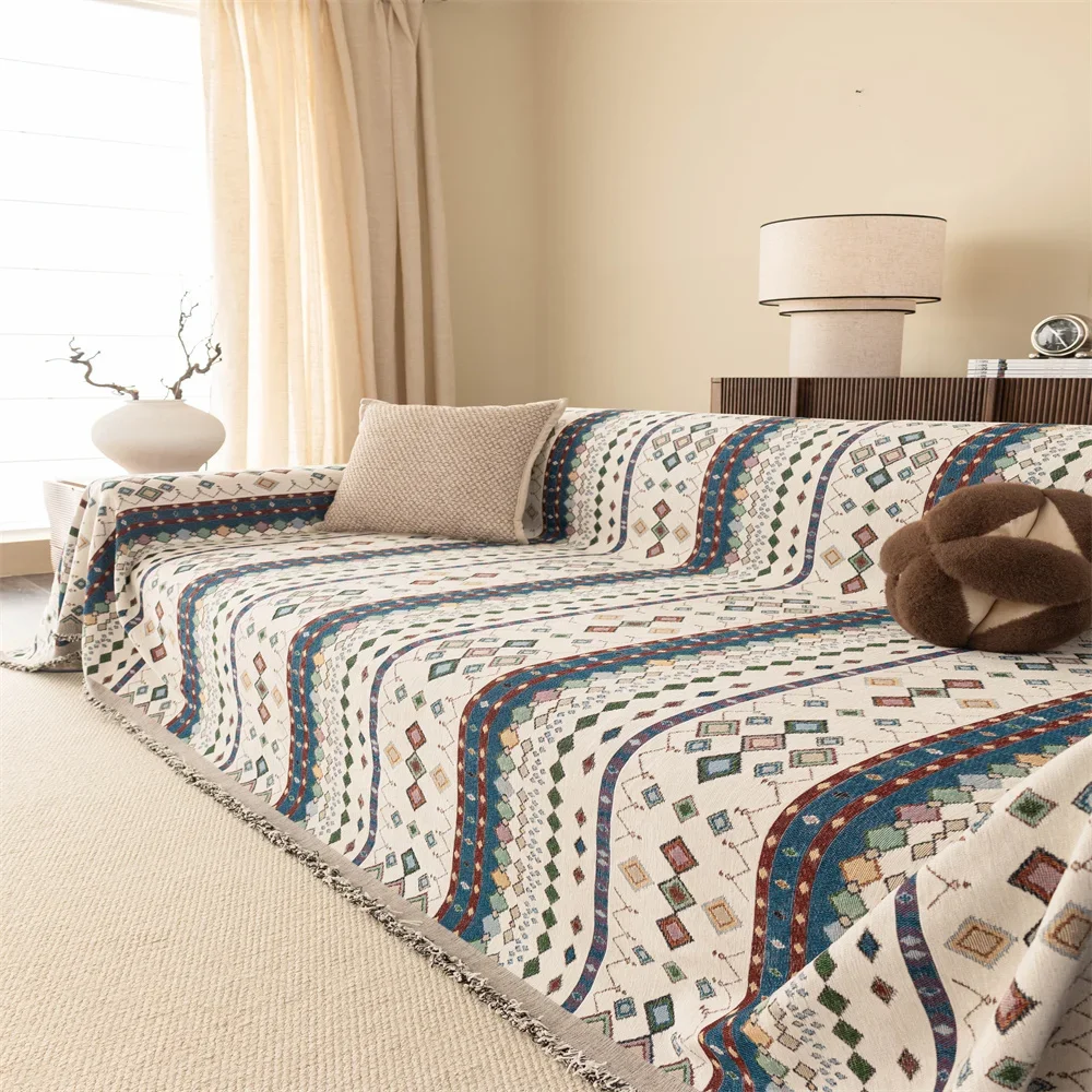 2026 Retro French Style Light Luxury Sofa Cover Universal Non-Slip All-Season Fabric High-Quality Sofa Slipcover Anti-Cat