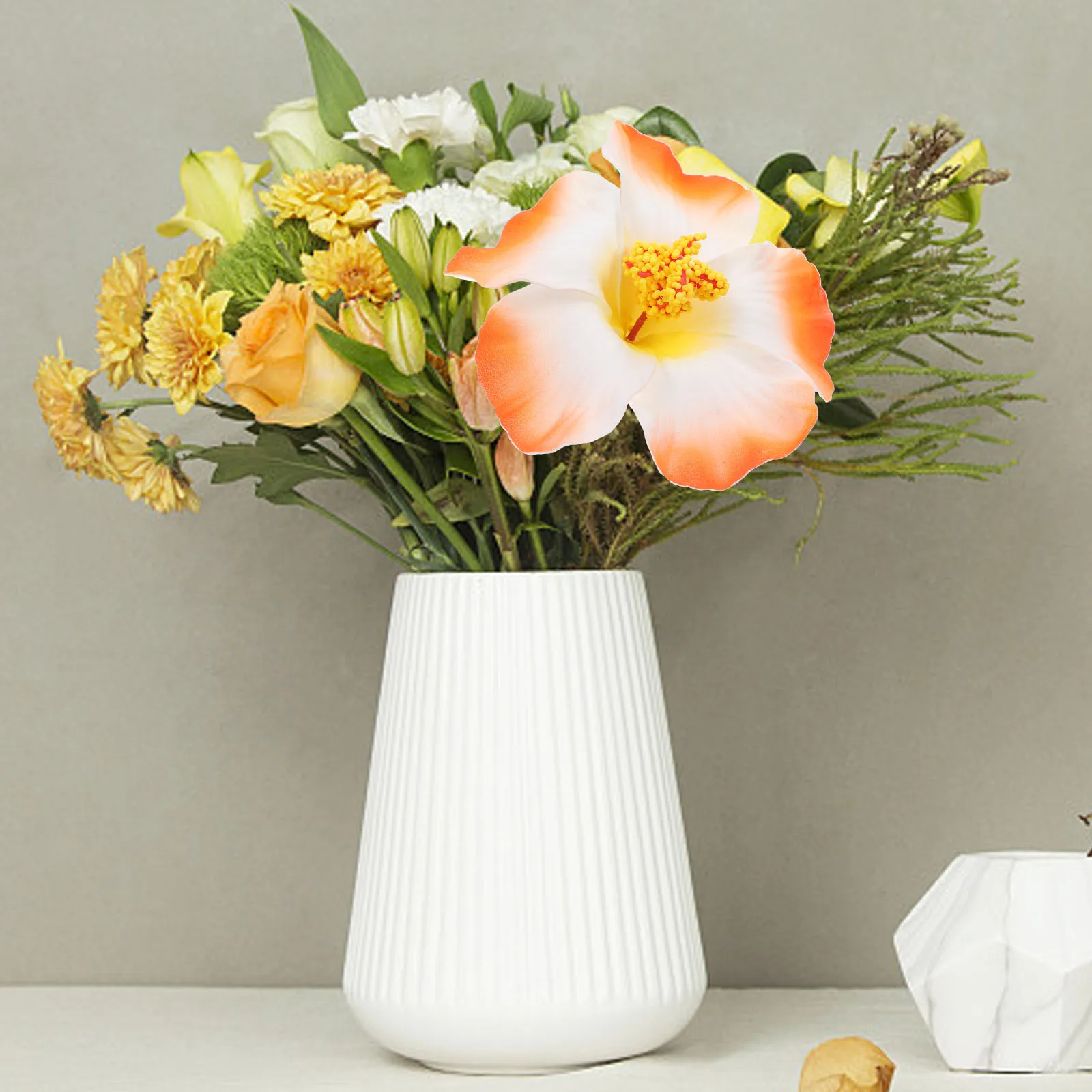 

Photo Artificial Hawaiian Flowers Decor Wreath Fake Hibiscus Flowers For Decoration Party Banquet Home Wedding Travel
