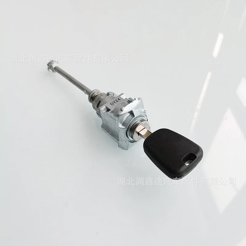 Applicable to Dongfeng Peugeot Old 408 Logo Old 308 Left Front Door Door Lock Cylinder Central Control Lock Cylinder 1607428980