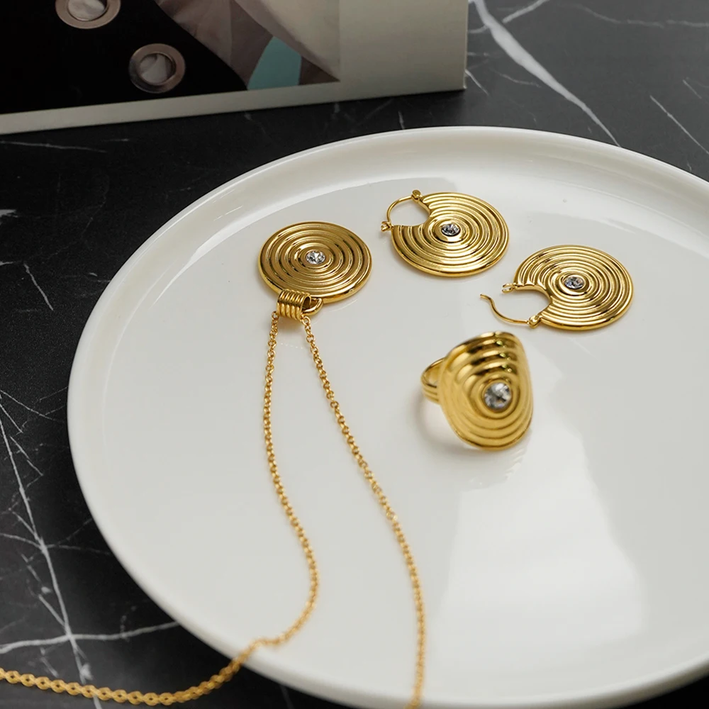 

ENFASHION Para Mujer Spiral Series For Women's Stainless steel 18K Gold Plated Fashion Jewelry Necklace Earrings Ring P253544