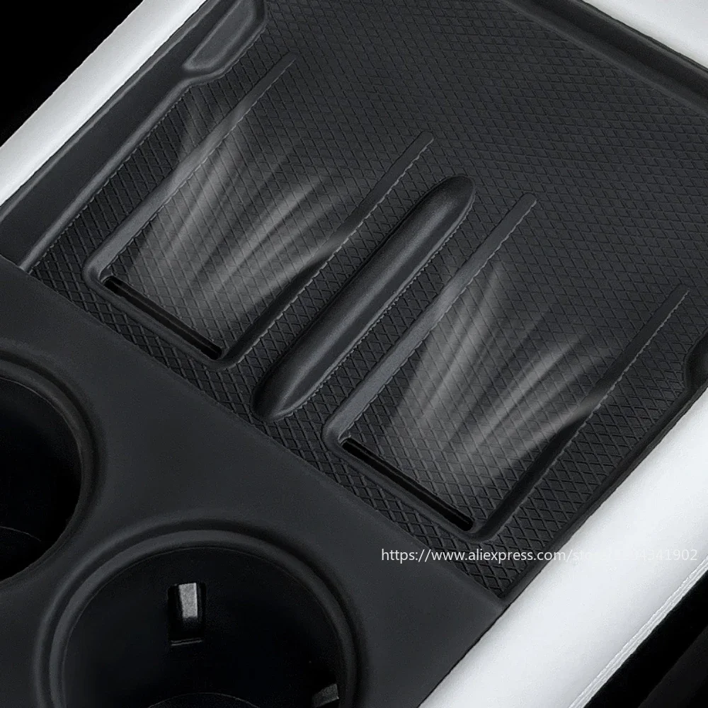 Fit For Xpeng G6 Wireless Charging Silicone Pad Central Control Water Cup Pad Xiaopeng Protective Interior