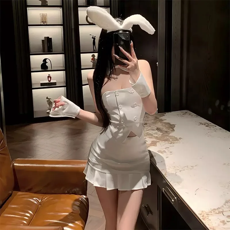 

Club Bar loween Rabbit Girl White Set Buttoned Crop Top ort Skirt Two-Piece Set Nightclub Bar Bunny Girl Outfit