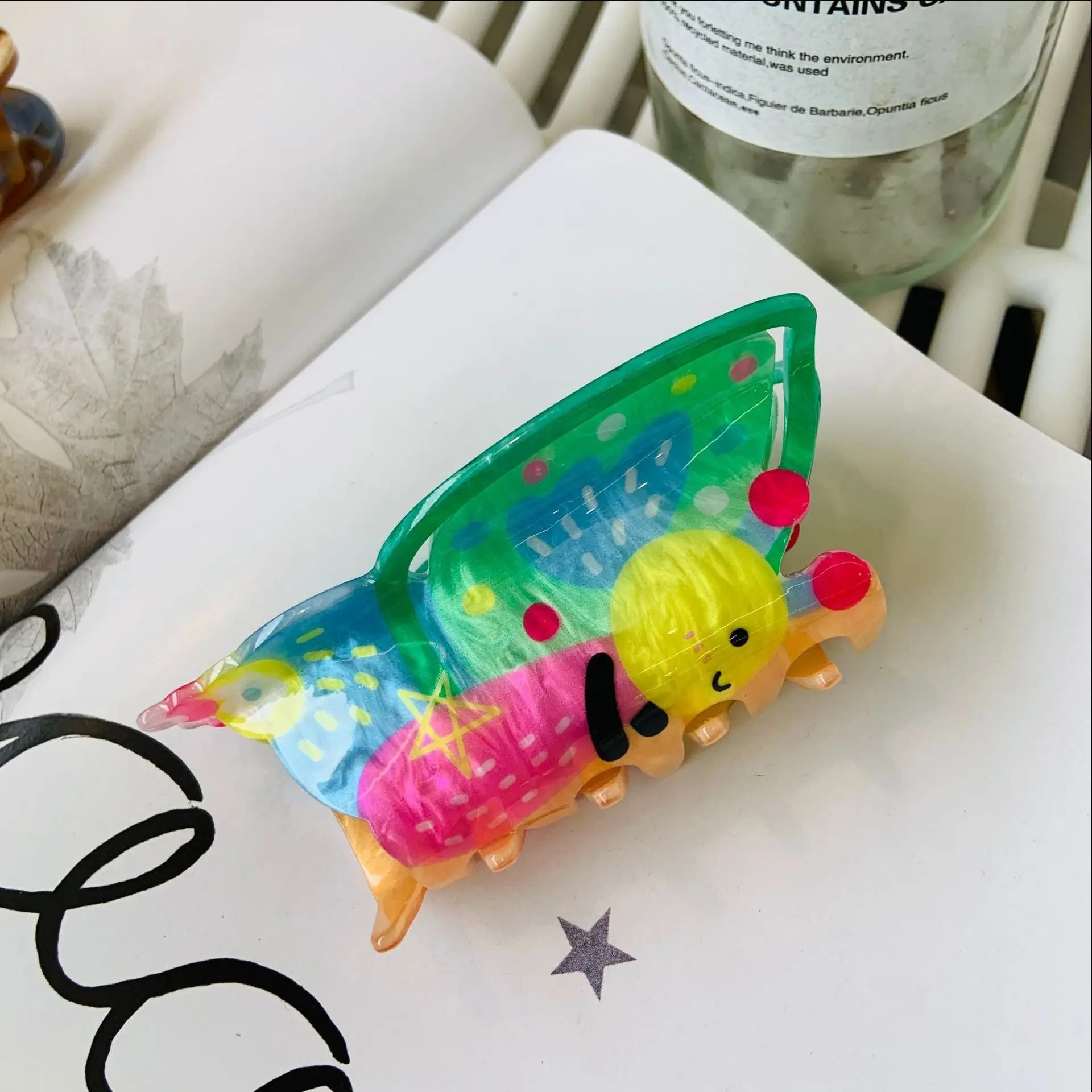 Personality Funny Acrylic Printed Hair Claw Clip For Women Girls Fashion Cute Honeybee Bird Cloud Barrettes Hair Accessories