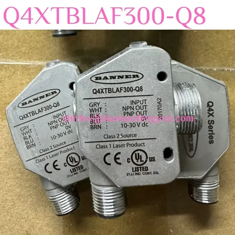

Used BANNER laser sensor Q4XTBLAF300-Q8 disassembly original