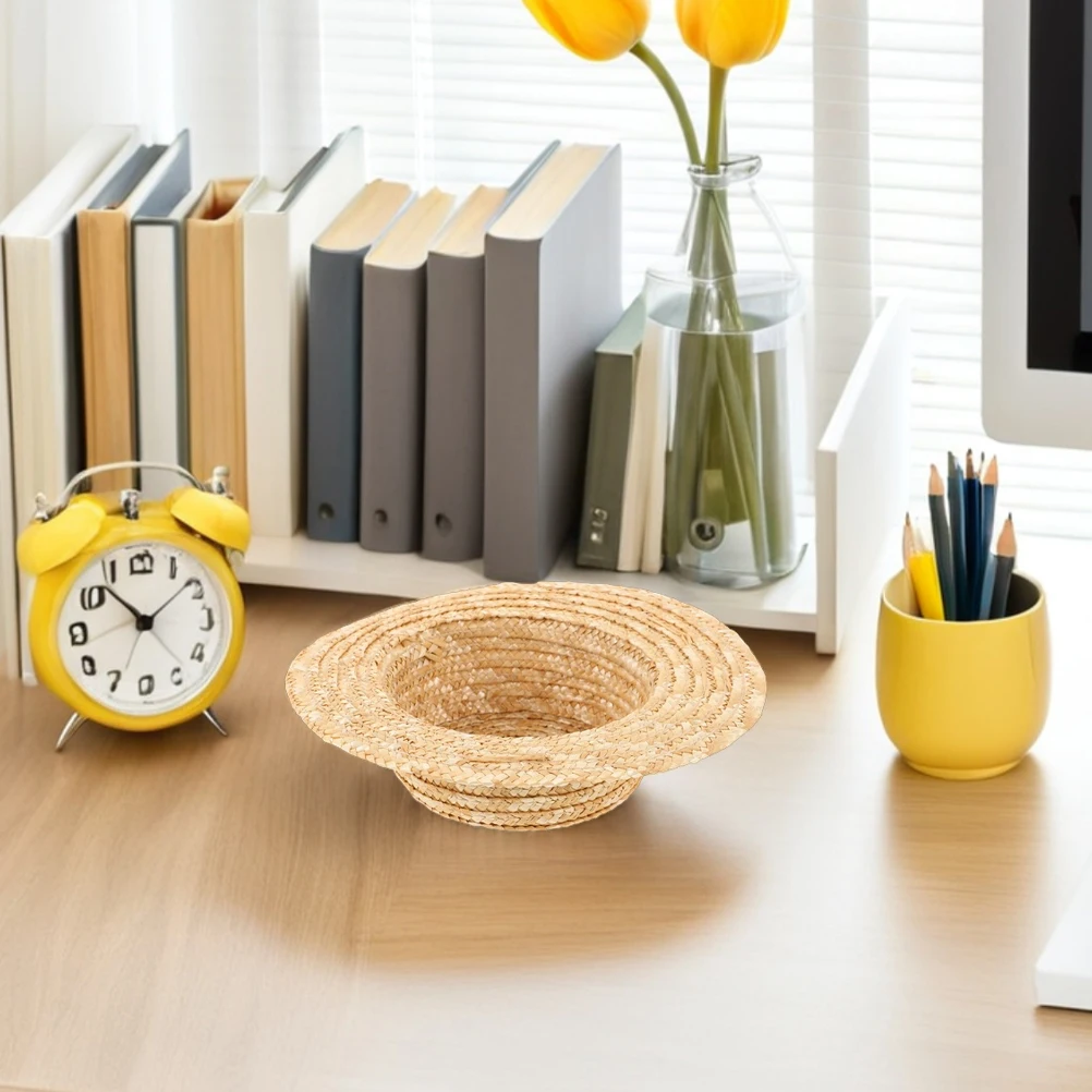 

2Pcs Blank Miniature Hats Handcrafted Straw Weave Bases for DIY Painting Decorating Small Craft Projects Charming Home Accents