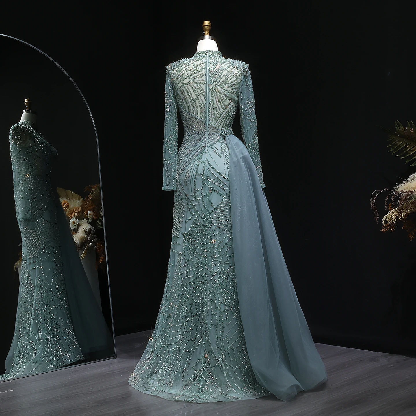 Sharon Said Luxuriöses Perlenbesetztes Staubrosafarbenes Abendkleid mit Schlitz-Seitenrock, Damenkleid mit Langen Ärmeln für Hochzeitsfeier, SS064 Maßanfertigung – Detail 10