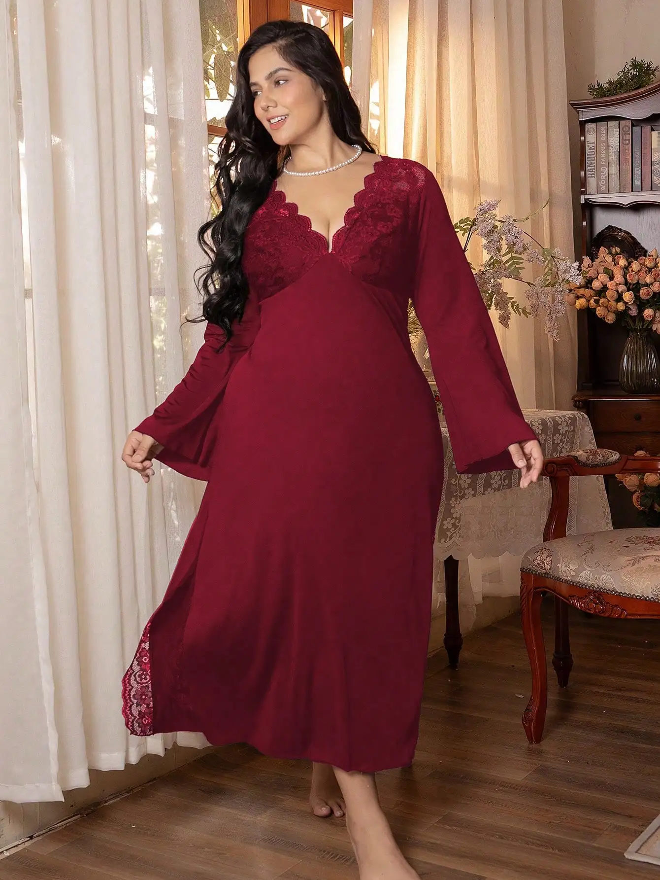 

Plus Size Black Lace Trim V-Neck Bell Sleeve Nightdress with Side Slit