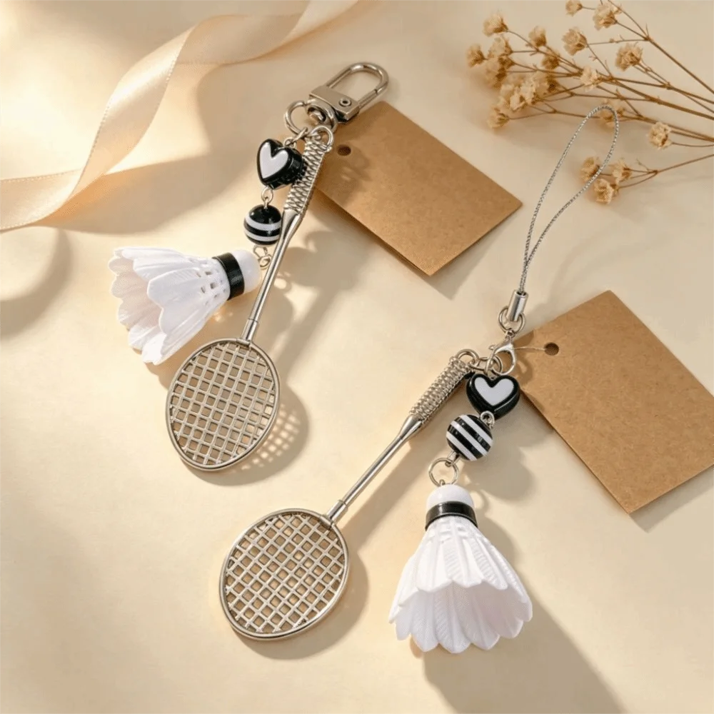 Mini Size Badminton Keychain Creative Design Novelty Shape Badminton Racket Keychain Exquisite Workmanship Simple Shape