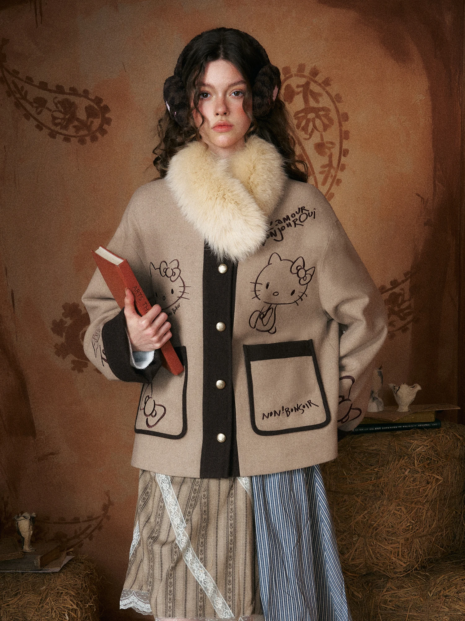 

Retro Contrast Color Cartoon Embroidery Simple Loose ort Women's down Jaet Street Sle Winter New Arrival 2026