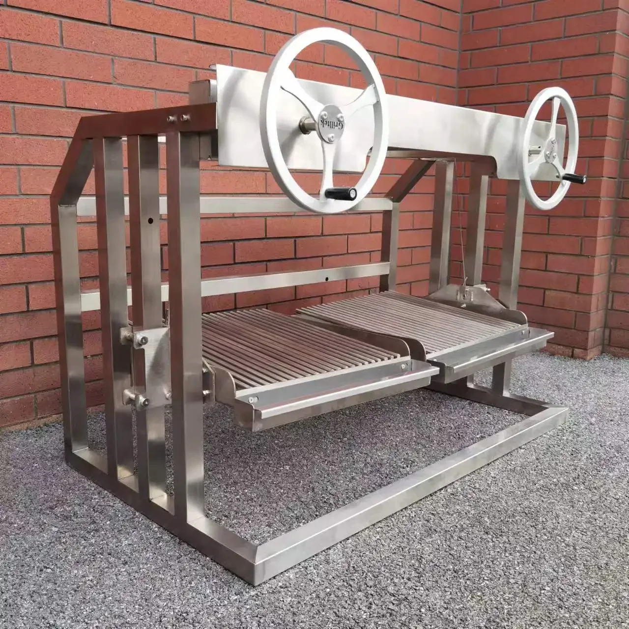 

New Arrival Wood Charcoal Dual Wheel Adjustable Height Stainless Steel Asado Parrilla/ Santa Maria / Argentine Grill GK1110DWB