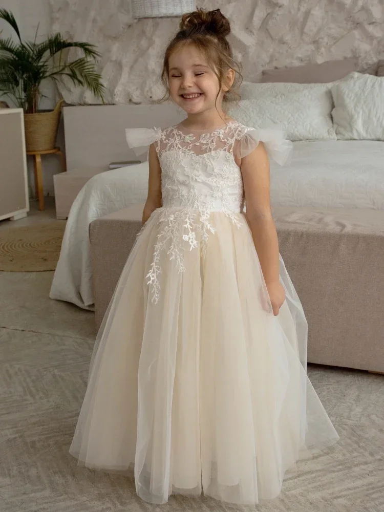 

Flower Girl Dresses Ivory Tulle White Pattern With Bow Sleeveless For Wedding Birthday Party First Communion Gowns