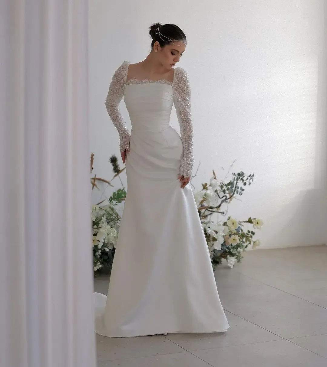

Mermaid Wedding Dresses Sequined Lace Satin Full Sleeves Bridal Gowns Bride Dress Sweep Train Special Occasion Custom Made
