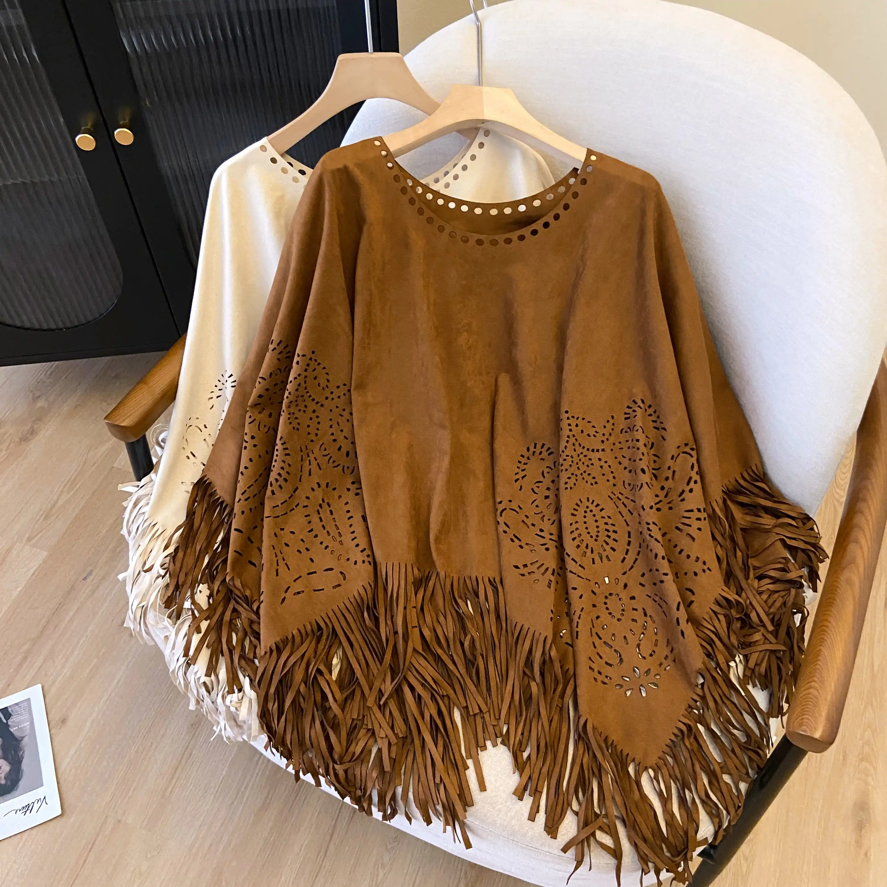 desert-style-women's-suede-velvet-shawl-with-tassel-overhead-coat-vintage-fur-collar-poncho-summer-autumn-season-accessories
