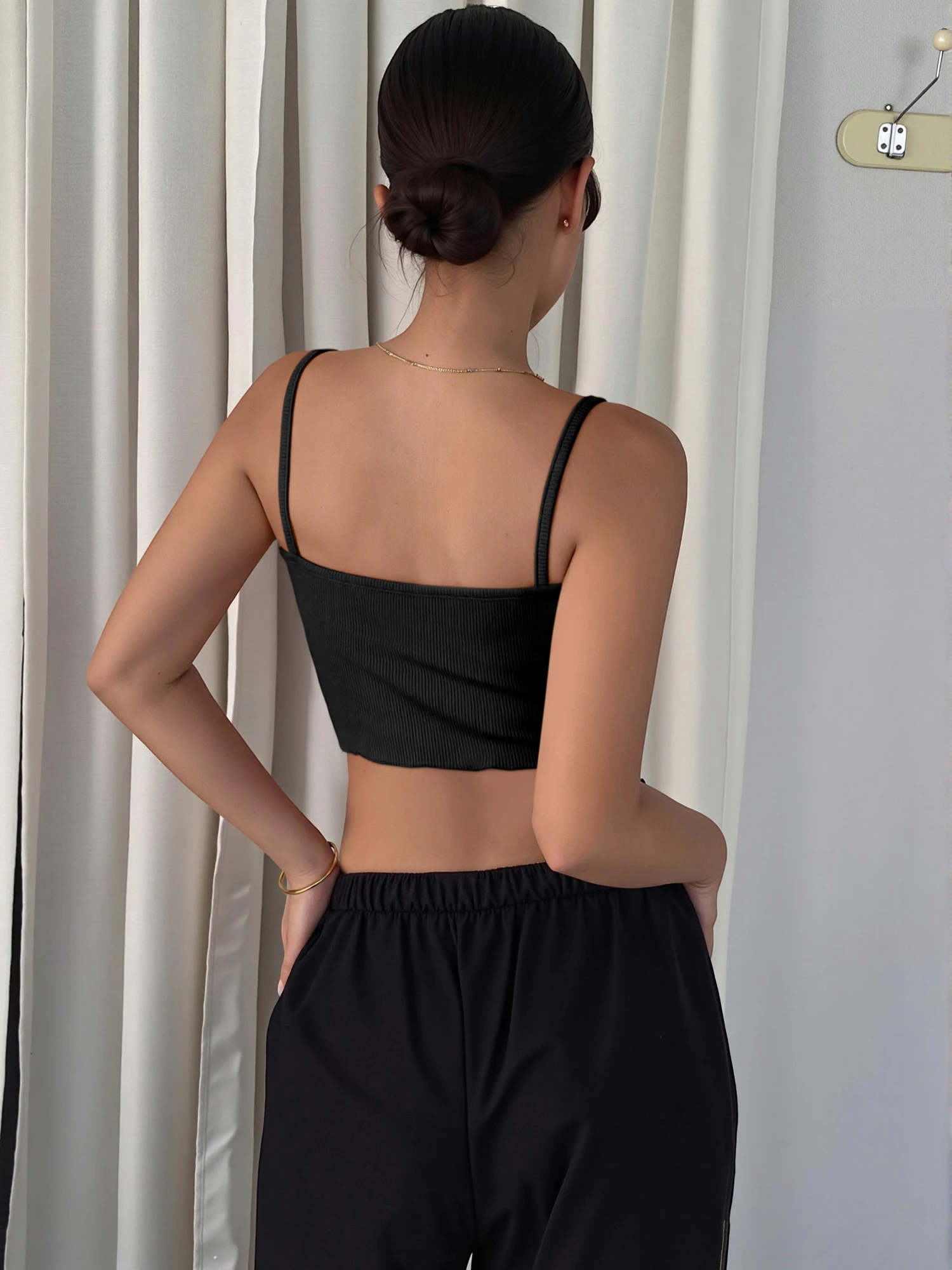Y2K Spicy Girl Women Sleeveless Crop Cami Top Ribbed Knit V‑Neck Slim Fit Short Tank Elastic Streetwear Daily Going Out Tops