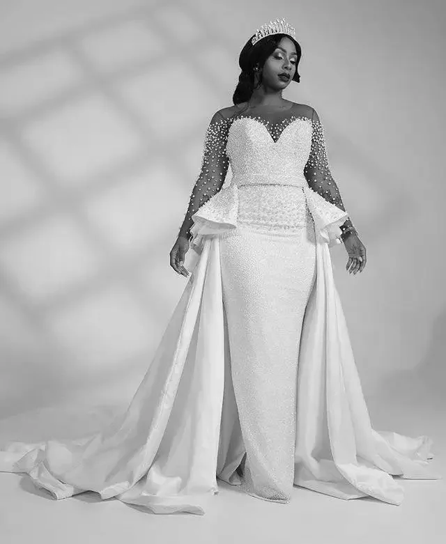 

Customized African Nigeria Plus Size Wedding Dress Overskirt Pearls Peplum Illusion Bridal Gowns