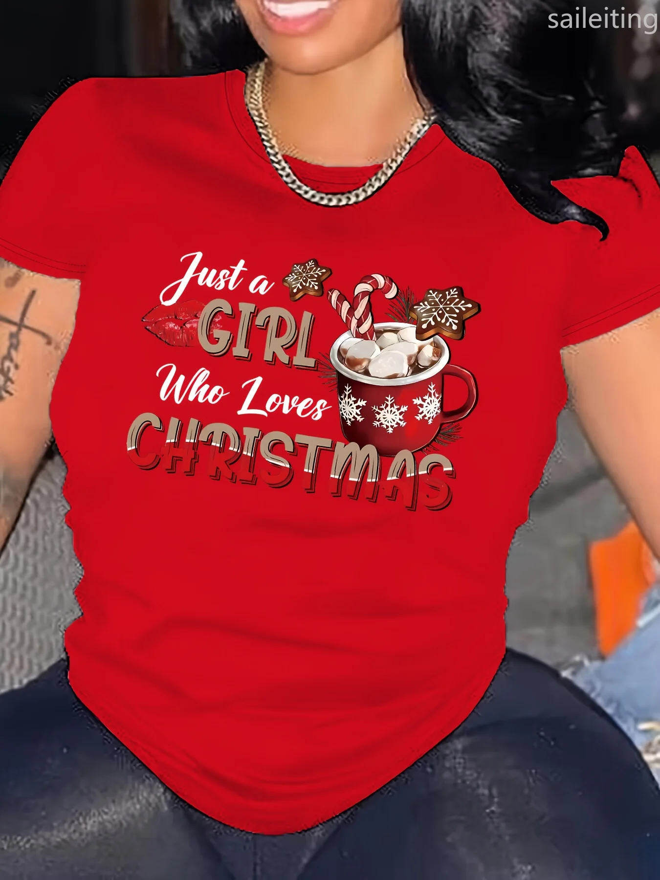 تي شيرت عيد الميلاد للسيدات Just A Who Loves Christmas Graphic تي شيرت برقبة دائرية وأكمام ندفة الثلج ملابس الشارع اليومية