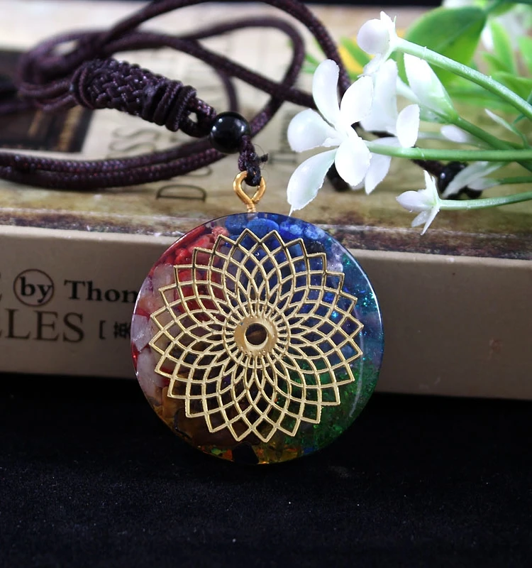 

Handmade Crystal Stone Pendant Women's Fashion Jewelry Resin Sweater Chain out Unique Design with Rope Cross-Border