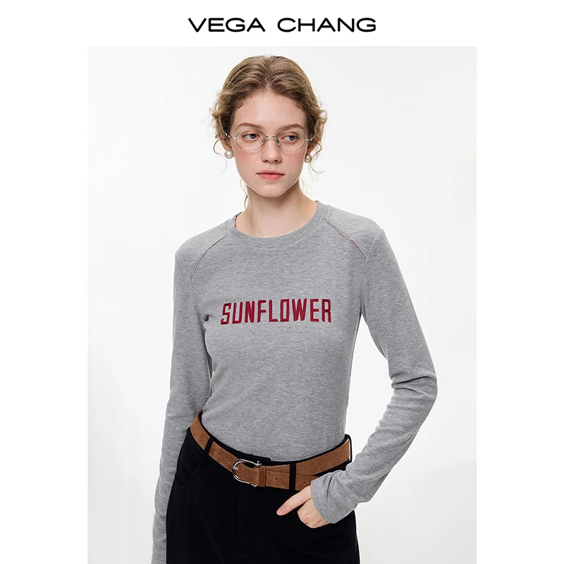 

Vega Chang New Winter Embroidered Ribbed Knit Sweater Self-Heating Regular Shoulder T-Shirt