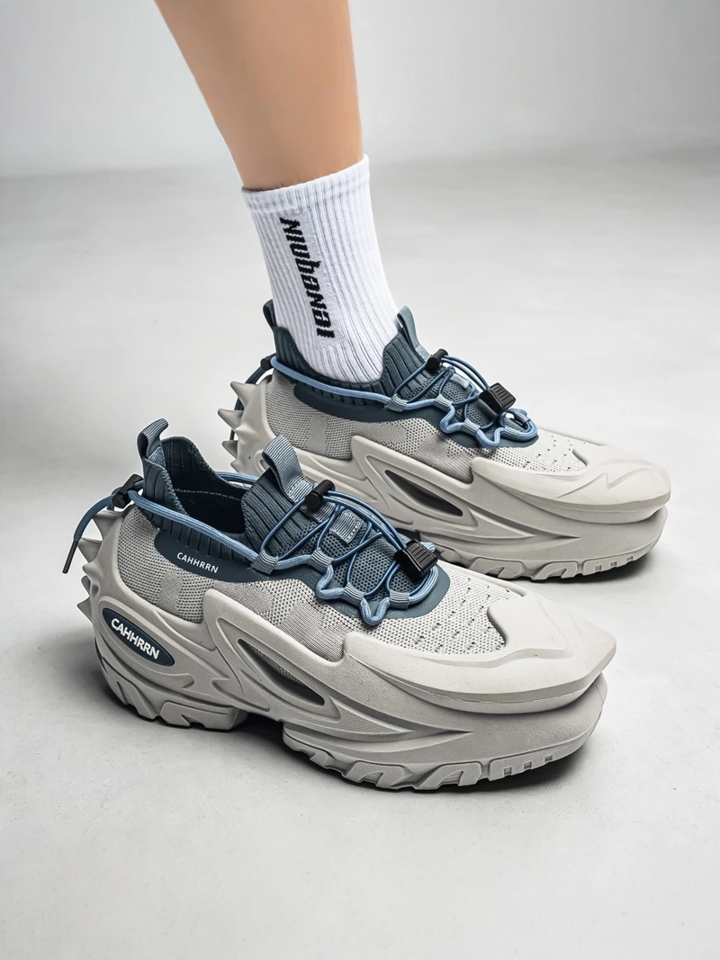 Men's 2026 New Fall Breathable Versatile Mecha Sports Shoes Teenage Running Casual Thick Bottom Dad Trendy Shoes