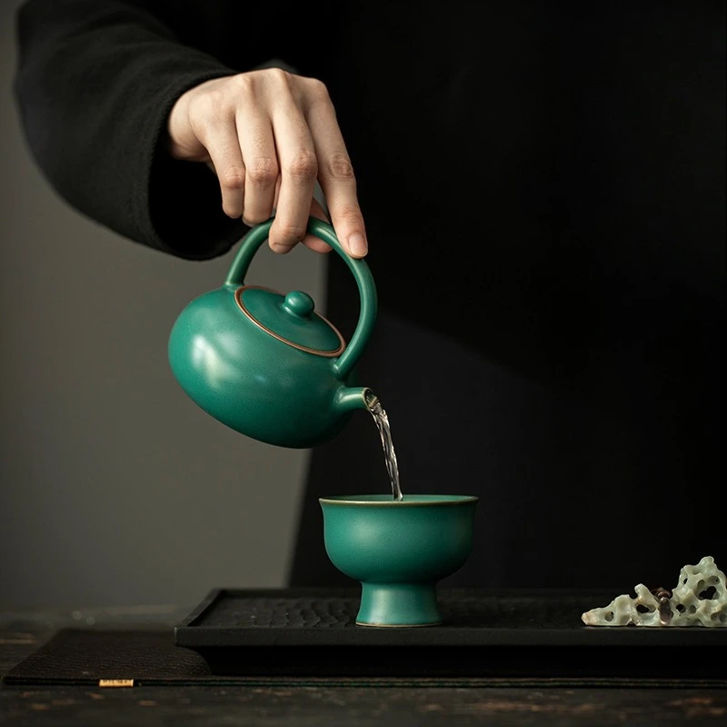 Creative High Foot Chinese Ceramic Master Cup Personal Tasting Smell Fragrance Teacup For Gongfu Tea Home Tea Table Drinkware
