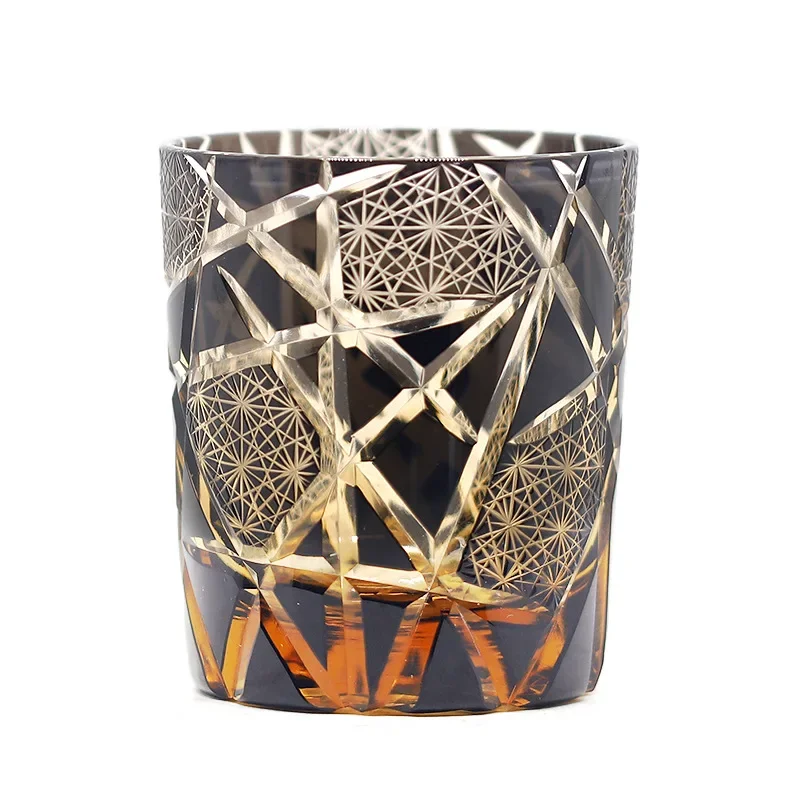 Whiskey glass, hand-carved glass, crystal glass.