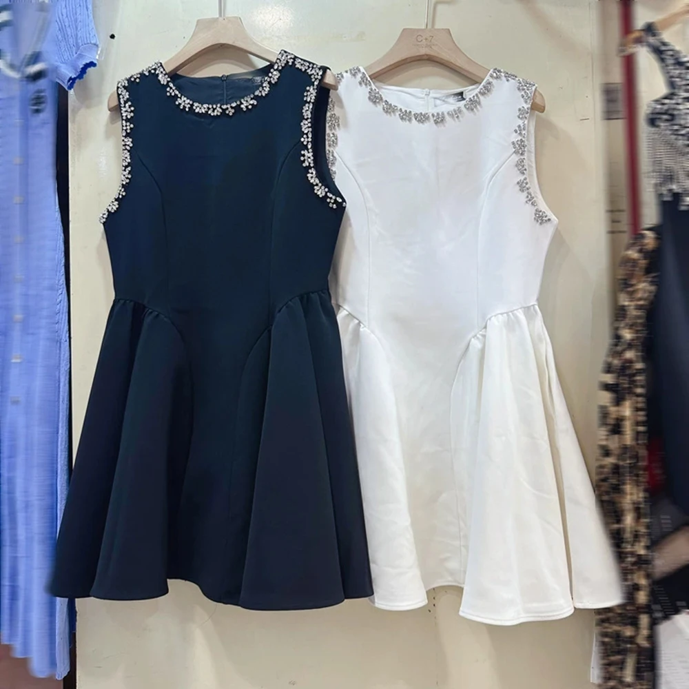 

Audrey Hepburn style rhinestone trimmed puffy waist sleeveless dress French temperament short skirt-GZXX390