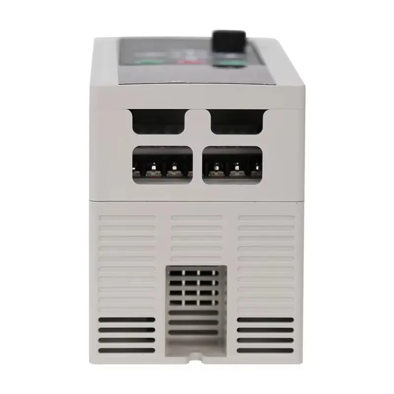 1.5kW 220v Single Phase to 3 Phase Vector Control Mini Converter AC Motor Variable Frequency Drive VFD for 2 Water Pump