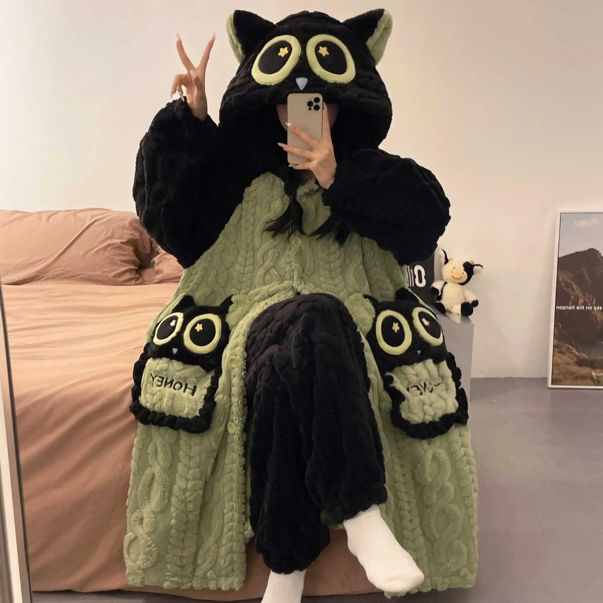 

Luo Xiaohei anime peripheral nightgown, cute cartoon sleepwear for women, autumn and winter thick new home clothes