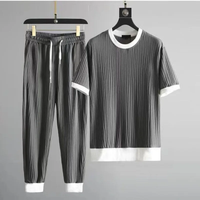 

2024 Summer Ice Silk Casual Sports Suit Men's Pleated Thin t shirt + Pants Two Piece Set Men's High Quality Breathable Tracksuit