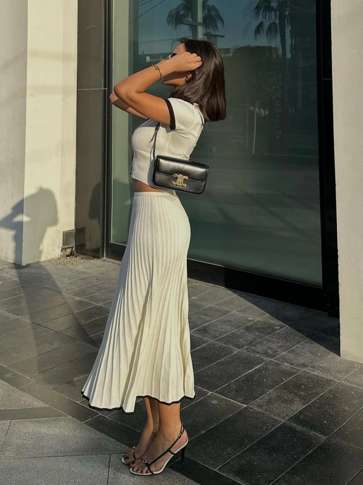 Women Elegant White Knit 2 Pieces Sets Causal Crop Top And Pleated Skirts Matching Sets Chic Knitwear Dress Sets Women Outfits