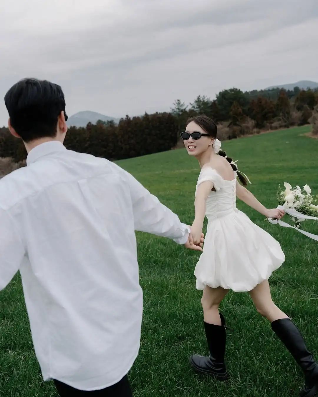 فساتين زفاف MODX أنيقة بدون أكتاف قصيرة على شكل حرف a بدون أكمام من الساتان لحفلات الزفاف الكورية لالتقاط الصور حسب الطلب فساتين العروس 2025