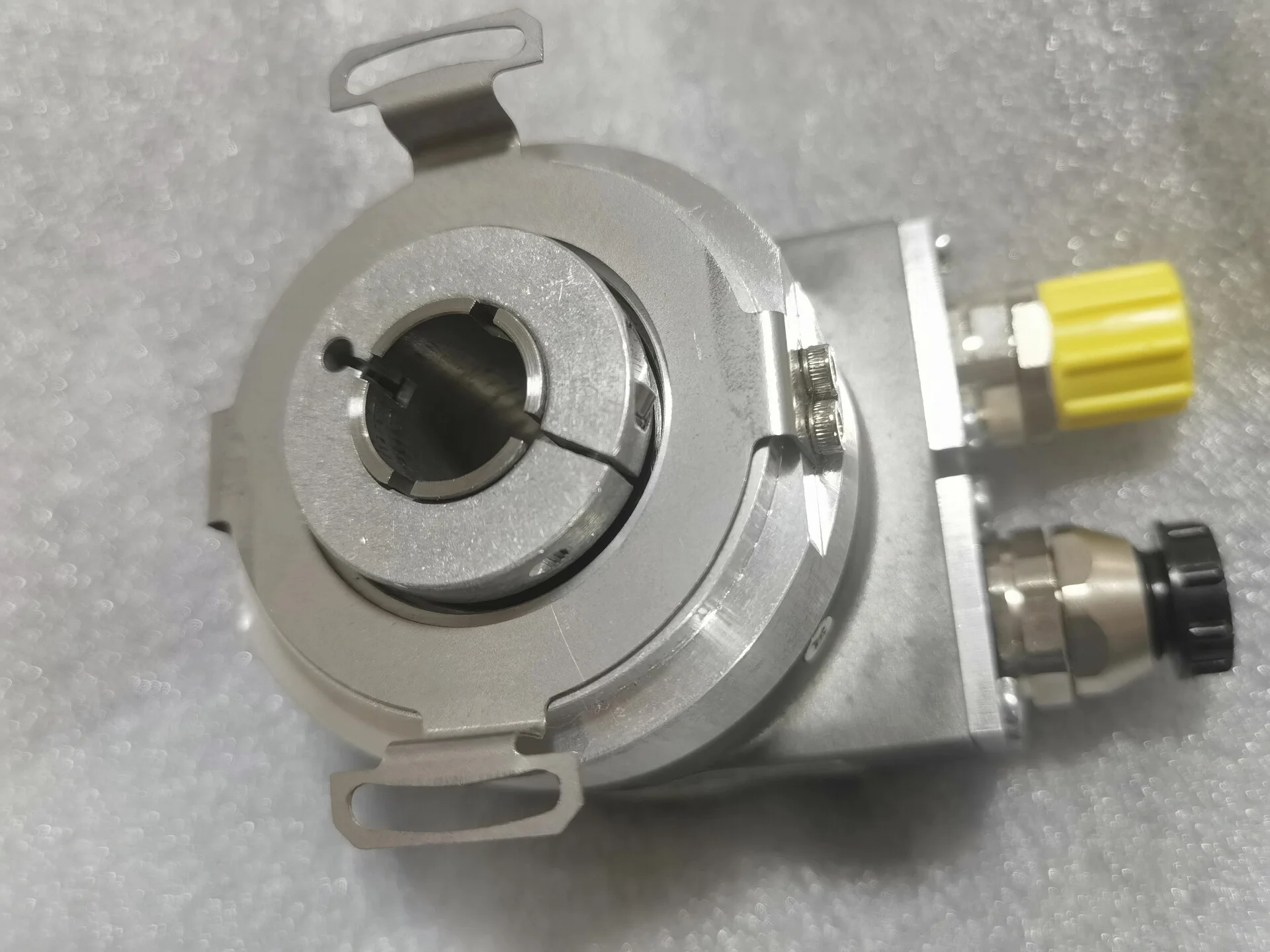 Kübler Encoder 8.5878.552F.2113 with CANopen communication interface Operating voltage: 10–30 V DC