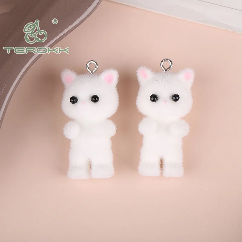 2PCS Cat Bear Pendant Kawaii 3D Fluffy Flocking Charms Miniature Dolls Keychain Necklace Pendant DIY Crafts Jewelry Make