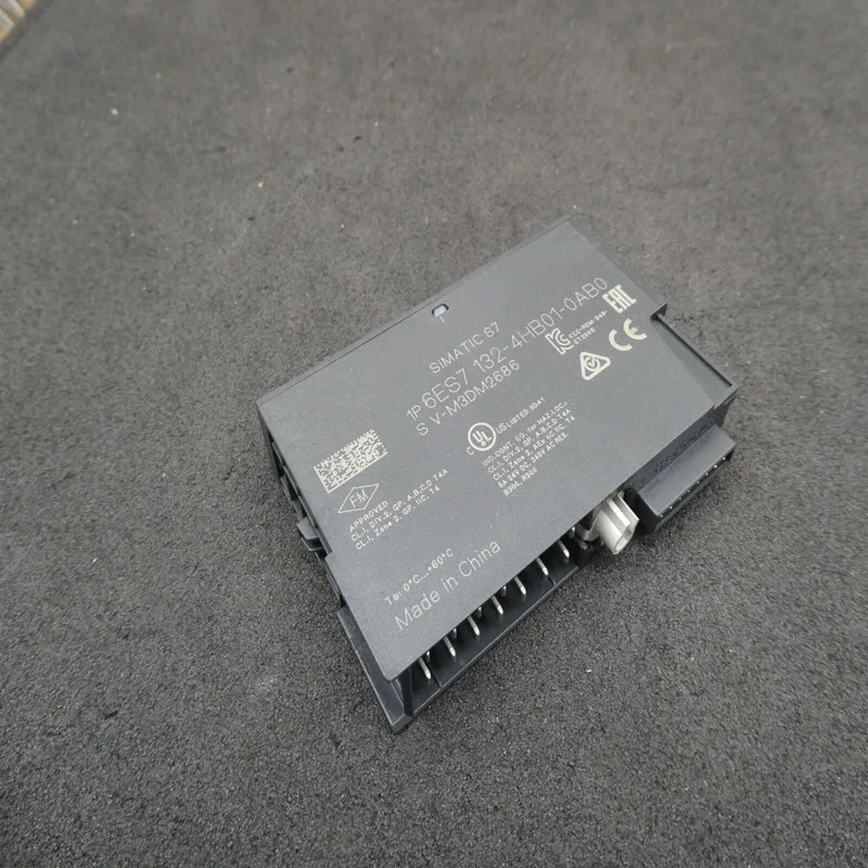 Module 6ES7132-4HB01-0AB0 en stock