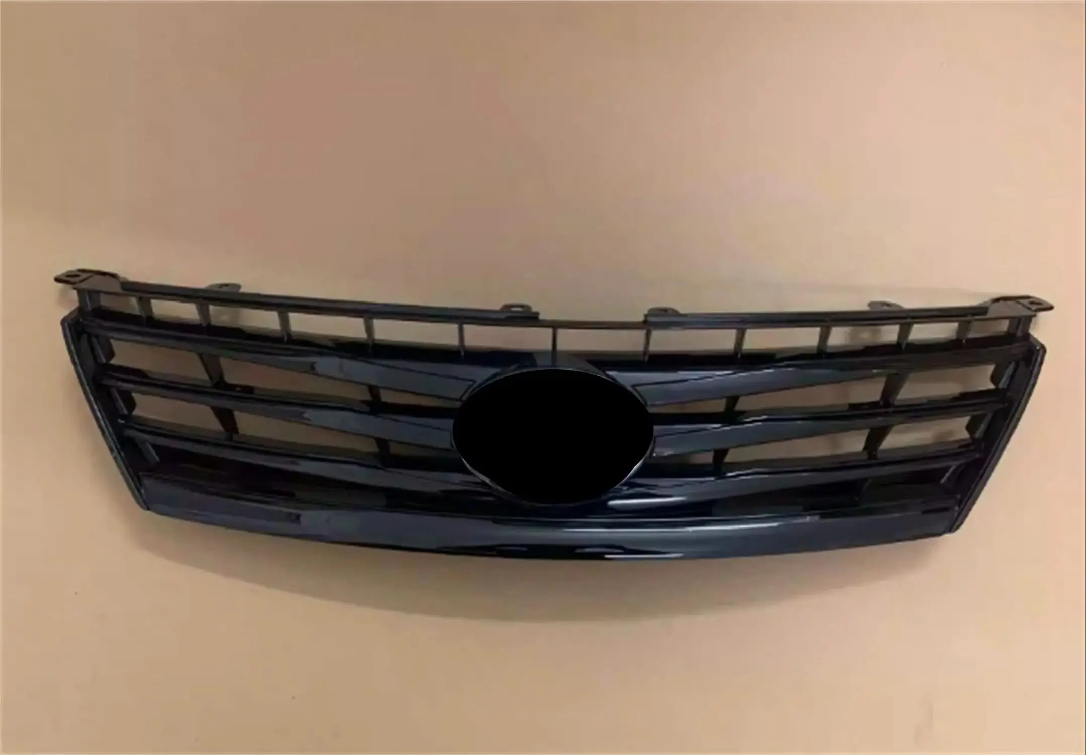 

Car Front Bumper Grill Radiator Grille Racing Grill for Toyota reiz 05-09