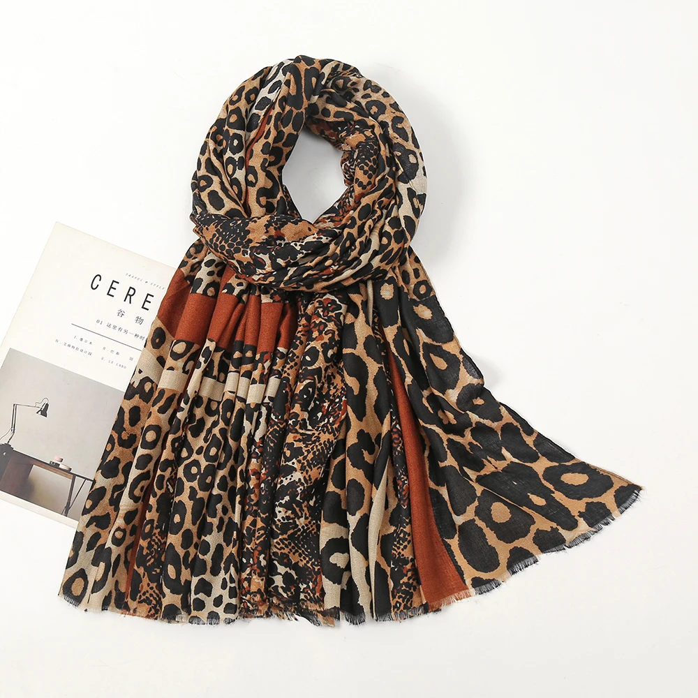 Leopard Print Viscose Hijabs Scarf Women Luxury Winter Tassel Shawl Wrap India Women Scarves Bandana Pareo Halloween Poncho