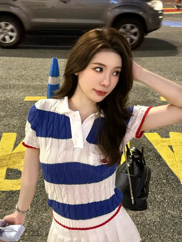 

American College Sle Color Blo Stripe Knitted irt T irt Women ort Sve Spring Faionable Versatile Top
