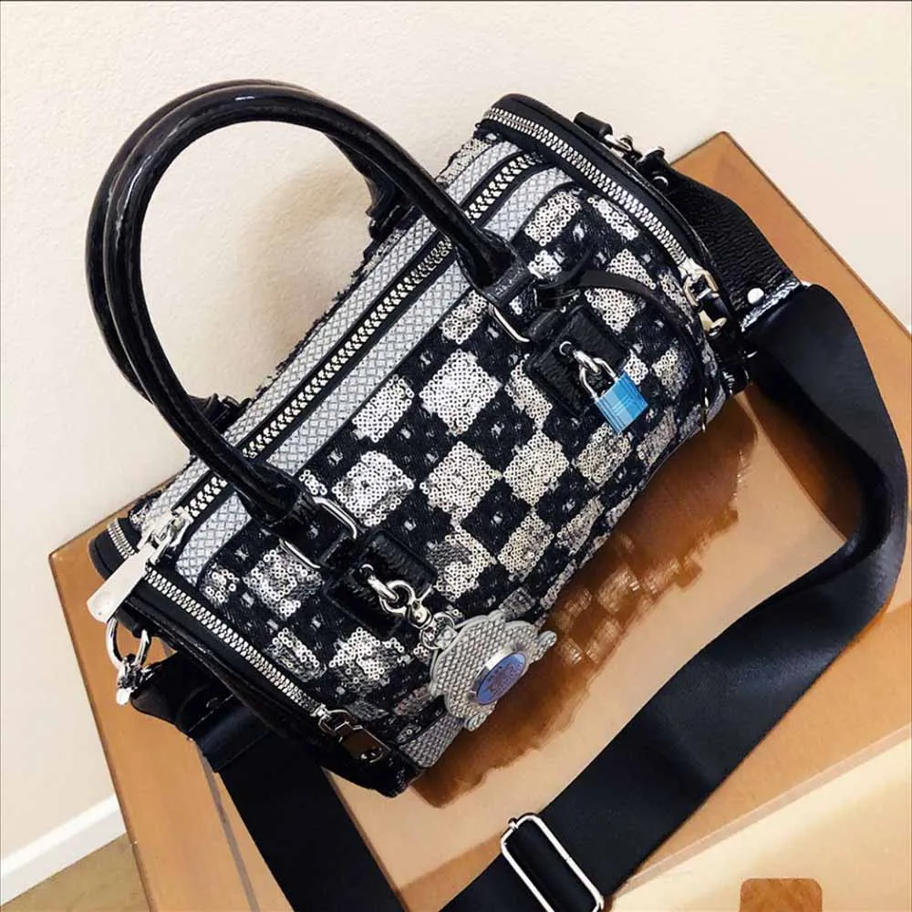 Fashion Brand Woman's Bag 2022 New Fashion Sequins Shoulder Bags Luxury Large Capacity Handbags Female Vintage Denim Tote Purse