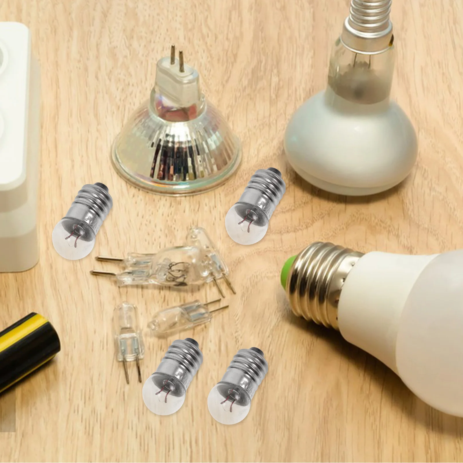 

50Pcs Small Miniature Light Bulbs 15V Mini Screw Base Ideal for Electrical Experiments Circuits Crafts Lighting