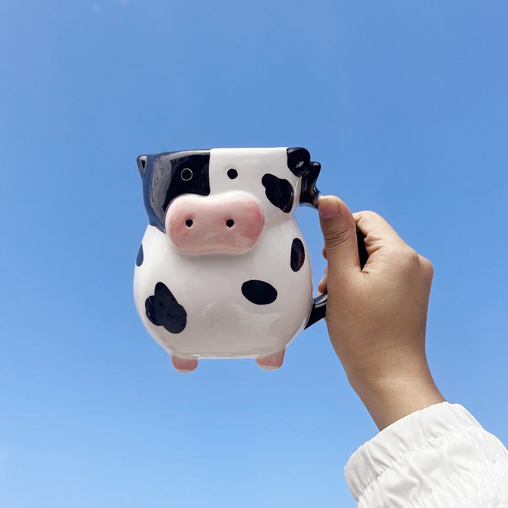 

Ceramic Coffee Mug Large Cow Shaped 3D Design Cute Office Decor Non-Skid Feet Ideal for Women Fun Cow Mug Mugs for Women